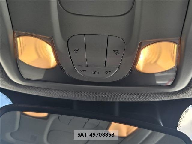 Jeep RENEGADE 2021-01 1660940-17