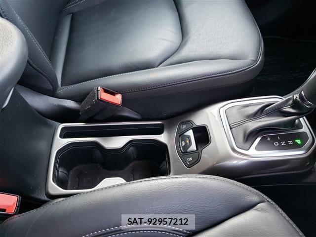 Jeep RENEGADE 2021-04 1660942-21