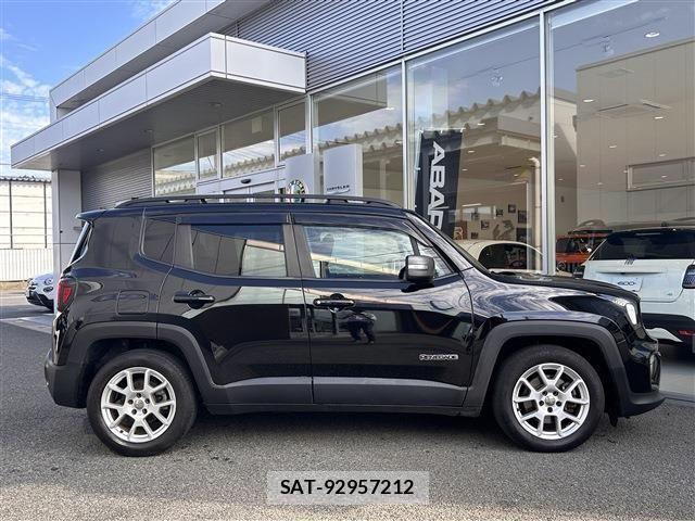 Jeep RENEGADE 2021-04 1660942-3