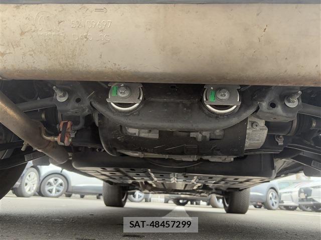 Jeep RENEGADE 2021-01 1825587-11