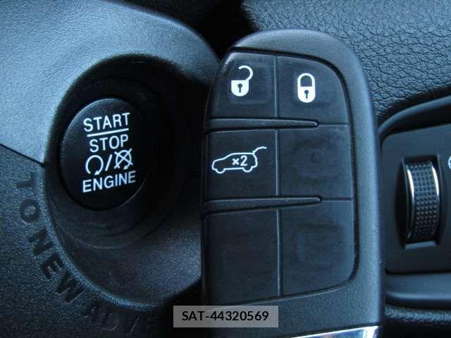 Jeep RENEGADE 2020-07 1870913-11