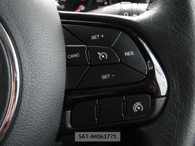 Jeep RENEGADE 2020-10 2080769-2