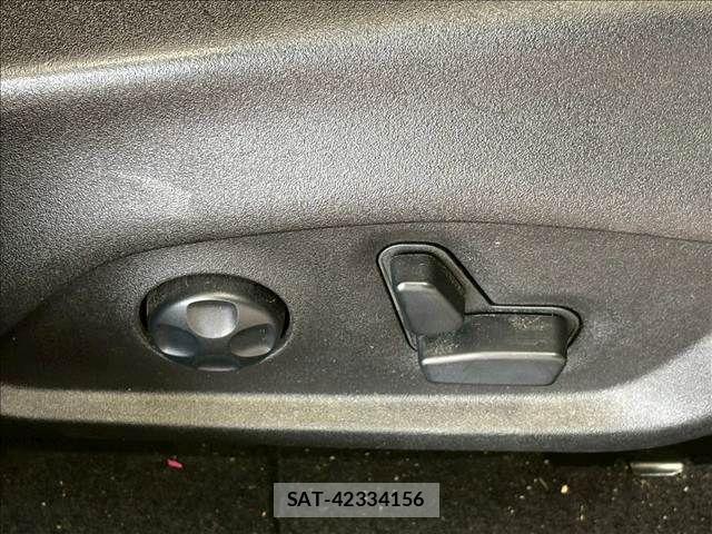 Jeep RENEGADE 2020-01 3065931-5