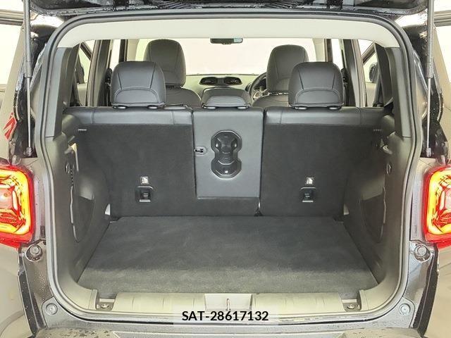 Jeep RENEGADE 2023-07 3770243-9