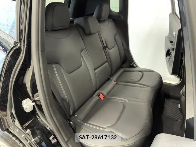 Jeep RENEGADE 2023-07 3770243-8
