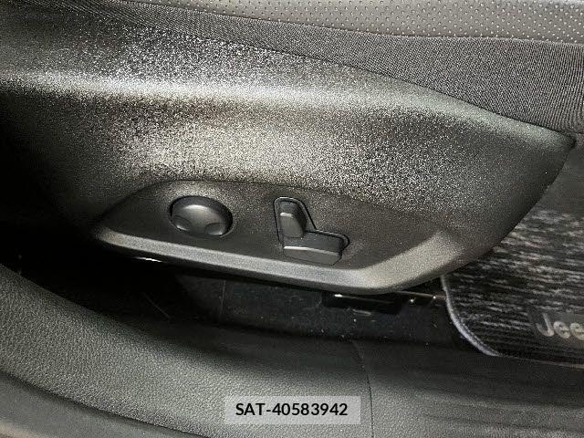 Jeep RENEGADE 2024-08 3934475-23