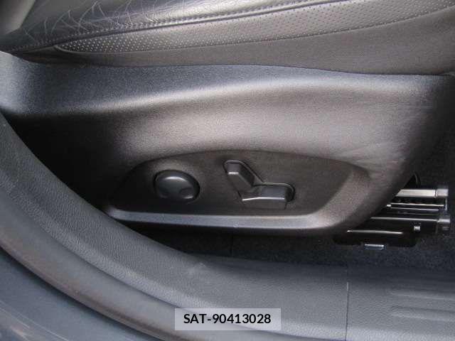 Jeep RENEGADE 2022-06 4043798-14