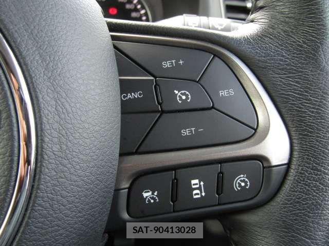 Jeep RENEGADE 2022-06 4043798-3