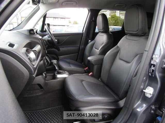 Jeep RENEGADE 2022-06 4043798-5