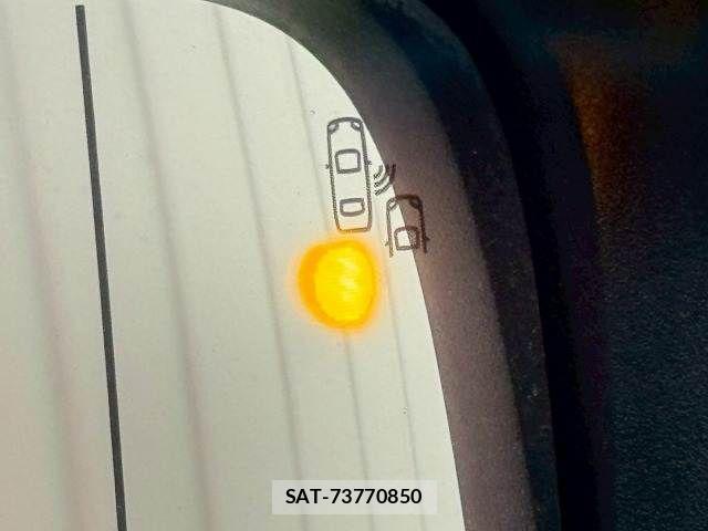 Jeep RENEGADE 2021-05 4421321-10