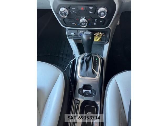 Jeep RENEGADE 2019-06 4754452-23