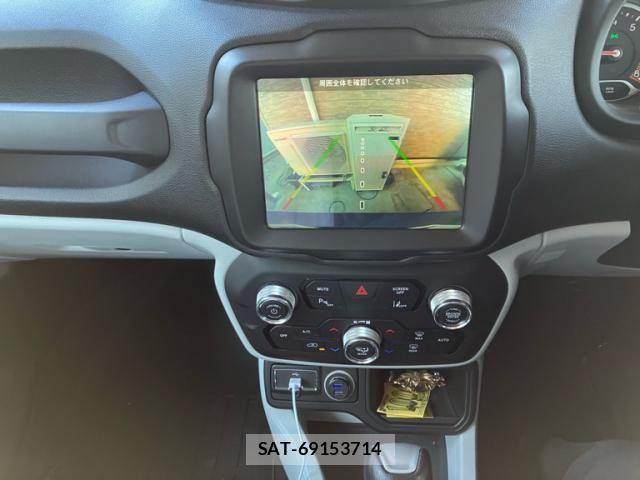 Jeep RENEGADE 2019-06 4754452-25
