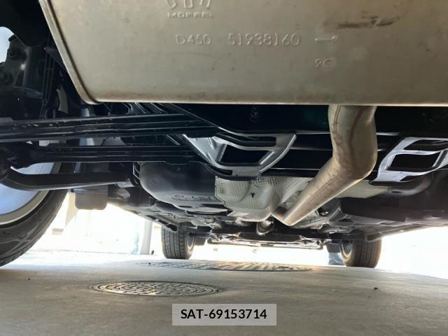 Jeep RENEGADE 2019-06 4754452-8