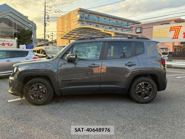 Jeep RENEGADE 2022-04 4961007-13