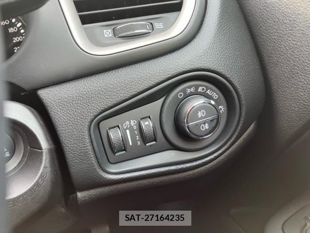Jeep RENEGADE 2021-06 5869808-21