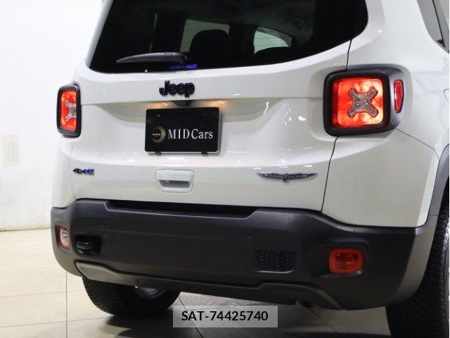 Jeep RENEGADE 2023-03 6001504-11
