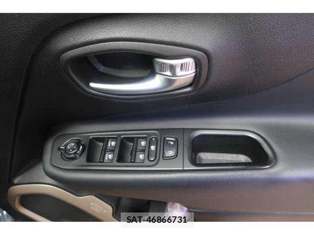 Jeep RENEGADE 2017-12 6001547-11