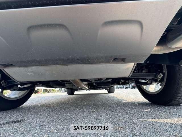 Jeep RENEGADE 2021-06 6001533-29