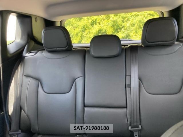 Jeep RENEGADE 2019-08 6244744-14