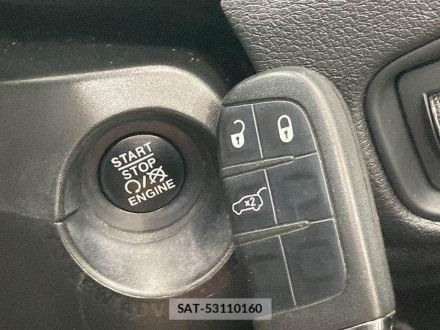 Jeep RENEGADE 2020-10 6276548-9