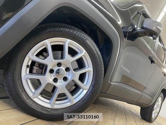 Jeep RENEGADE 2020-10 6276548-18