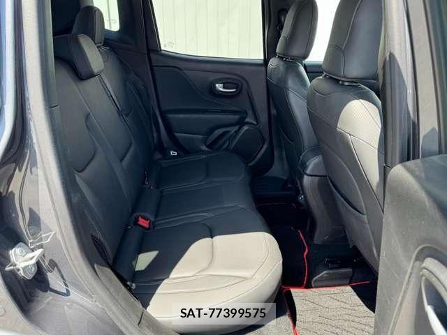 Jeep RENEGADE 2023-08 6304661-9