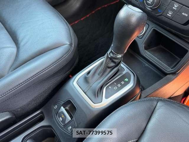 Jeep RENEGADE 2023-08 6304661-17