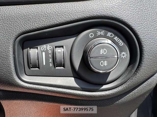 Jeep RENEGADE 2023-08 6304661-23