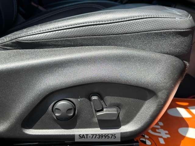 Jeep RENEGADE 2023-08 6304661-26