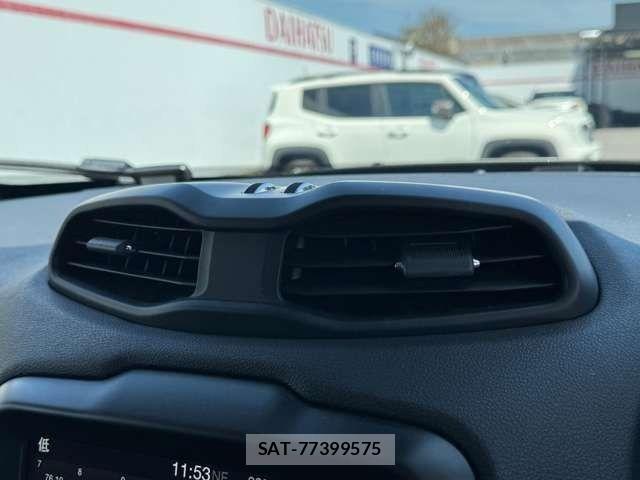 Jeep RENEGADE 2023-08 6304661-28