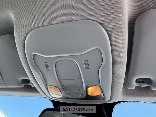 Jeep RENEGADE 2023-08 6304661-29