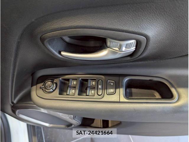 Jeep RENEGADE 2021-09 6612453-12