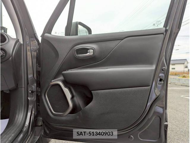 Jeep RENEGADE 2021-05 6612454-11