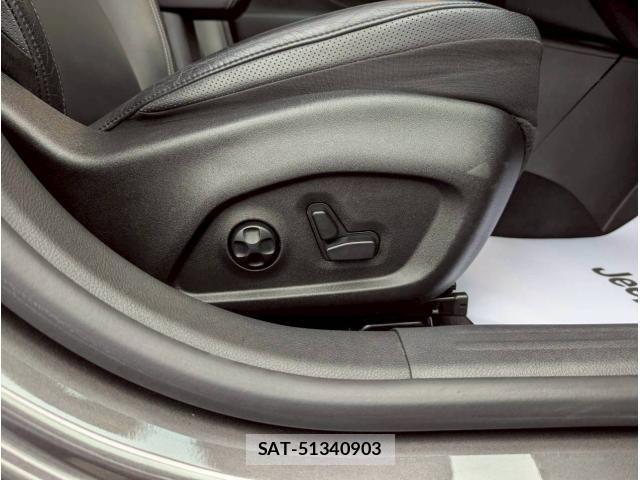 Jeep RENEGADE 2021-05 6612454-13