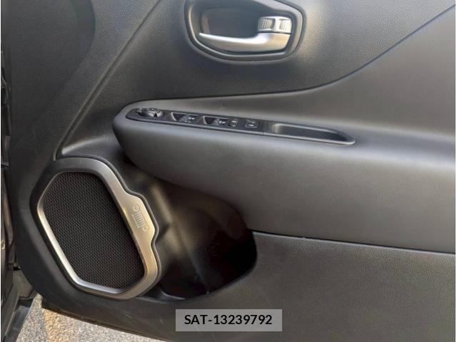 Jeep RENEGADE 2020-12 6612449-13
