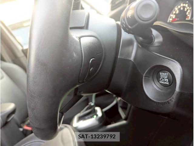 Jeep RENEGADE 2020-12 6612449-23