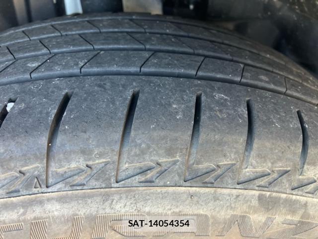 Jeep RENEGADE 2024-03 6612456-9
