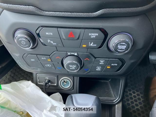 Jeep RENEGADE 2024-03 6612456-22