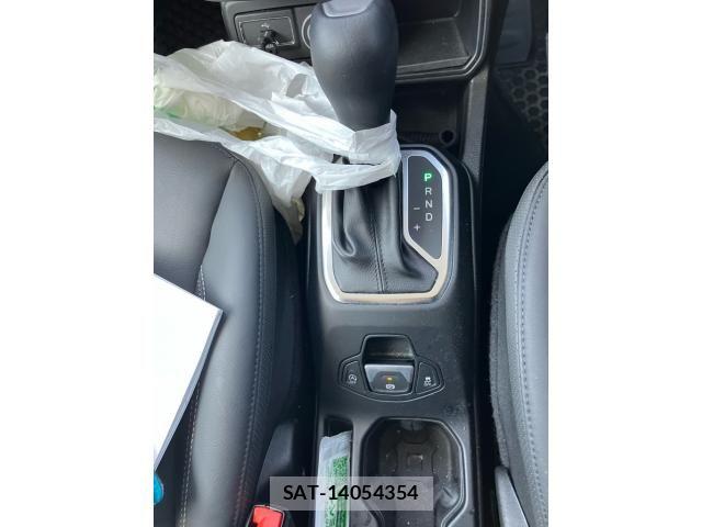 Jeep RENEGADE 2024-03 6612456-23