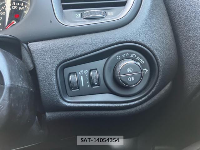 Jeep RENEGADE 2024-03 6612456-24
