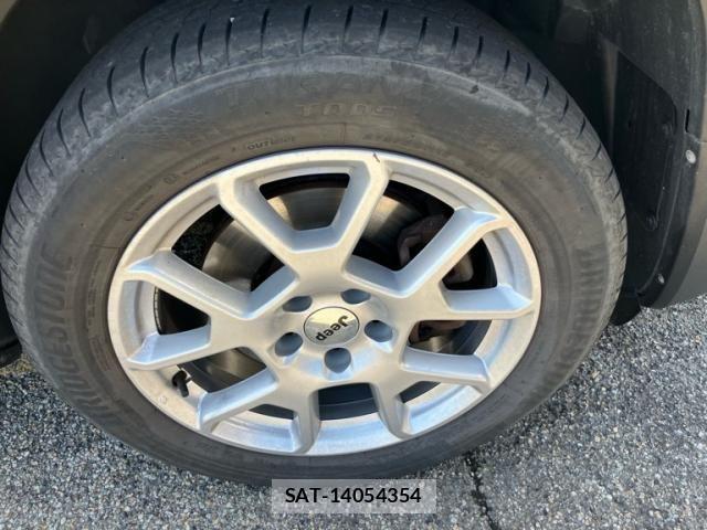 Jeep RENEGADE 2024-03 6612456-5