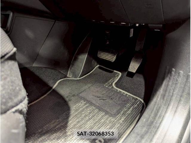 Jeep RENEGADE 2022-04 6612452-14