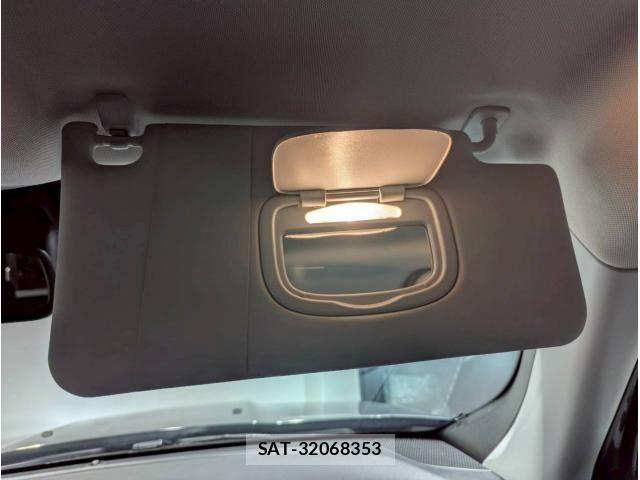 Jeep RENEGADE 2022-04 6612452-16