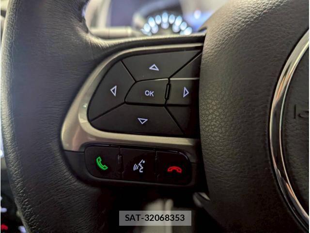 Jeep RENEGADE 2022-04 6612452-18
