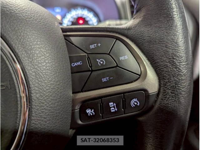 Jeep RENEGADE 2022-04 6612452-20