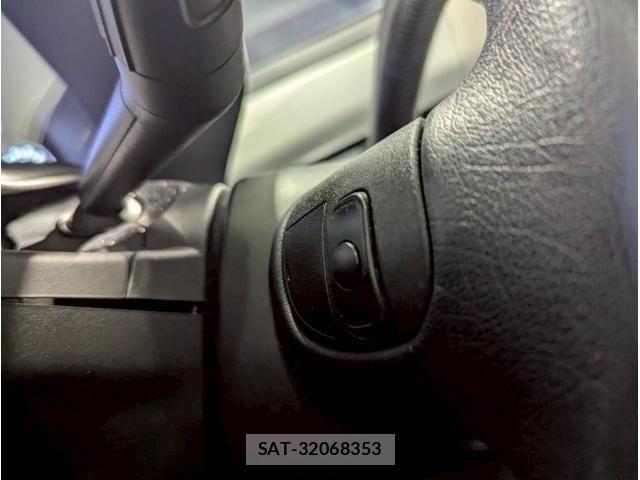 Jeep RENEGADE 2022-04 6612452-21