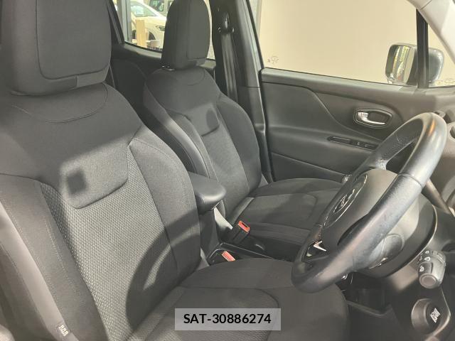 Jeep RENEGADE 2018-06 6672045-1