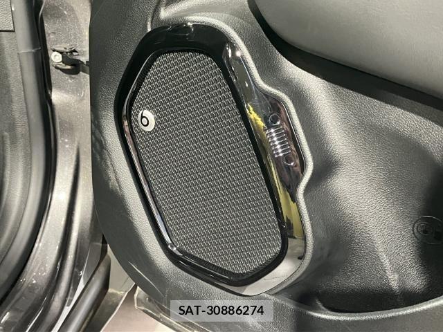 Jeep RENEGADE 2018-06 6672045-19