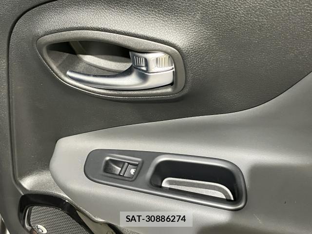 Jeep RENEGADE 2018-06 6672045-21