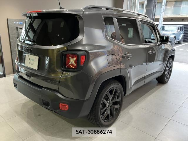 Jeep RENEGADE 2018-06 6672045-2